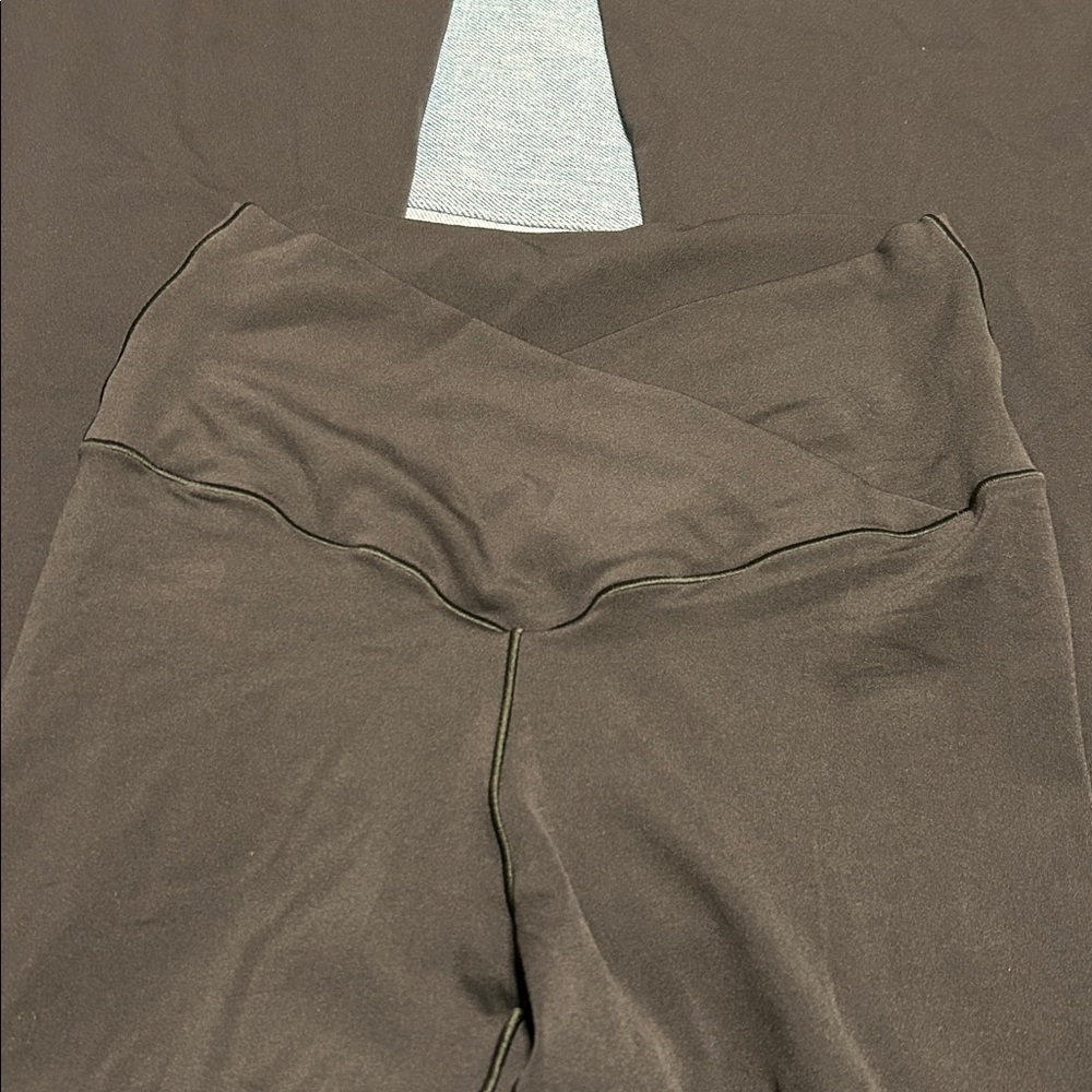 Aerie Charcoal Flare Pants - Picture 3 of 4